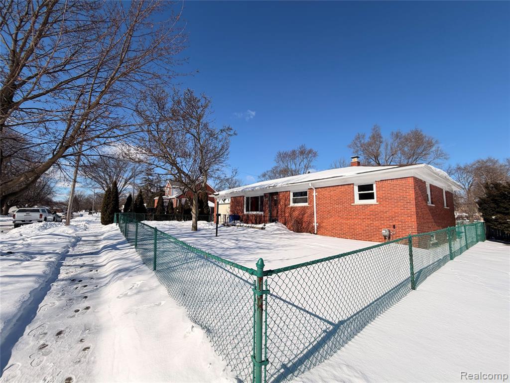 3581 Stolzenfeld Avenue, Warren, MI 48091 — Photo 5