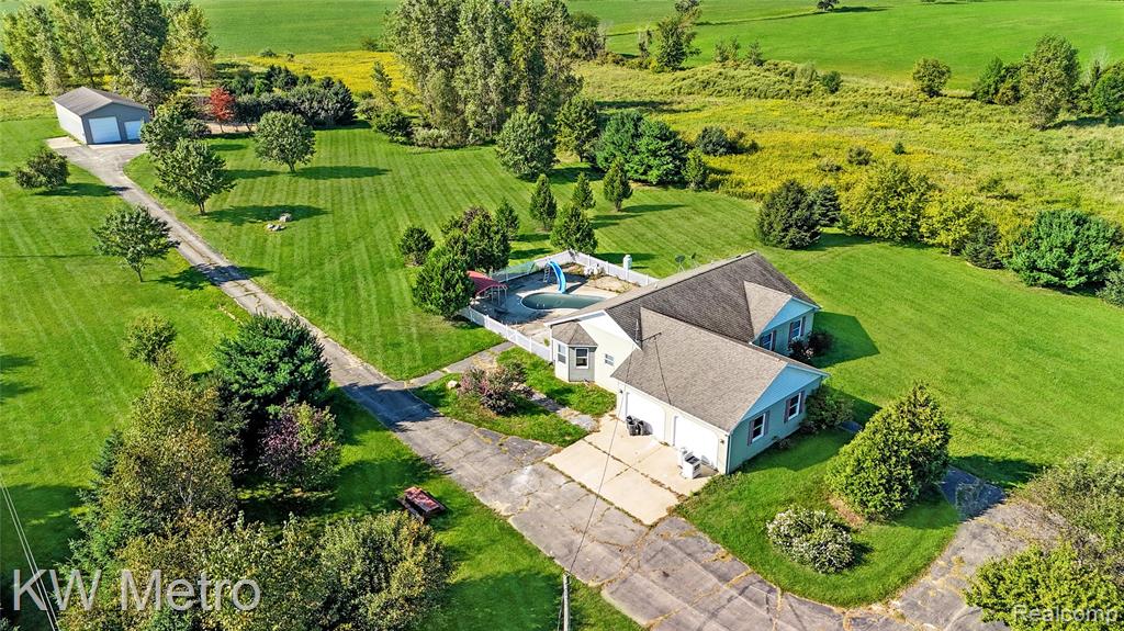 7172 E FARRAND Road, Millington, MI 48746 — Photo 16