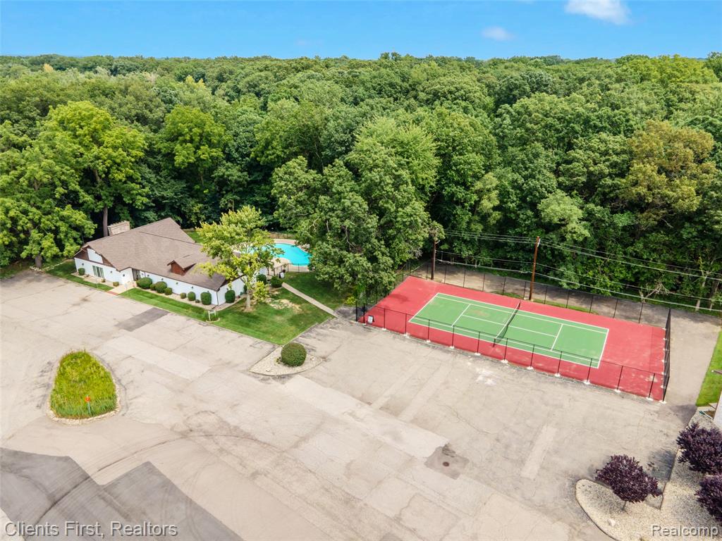 7570 WOODVIEW Street, Westland, MI — Photo 33