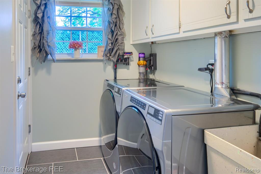 9404 E Lippincott Boulevard, Davison, MI 48423 — Photo 39