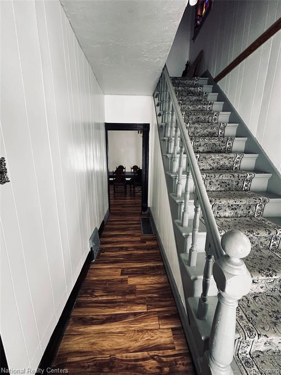 108 E Arch Street, Negaunee, MI 49866 — Photo 4
