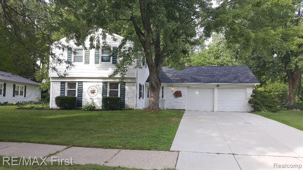 2465 WALTHAM Drive, Troy, MI 48085