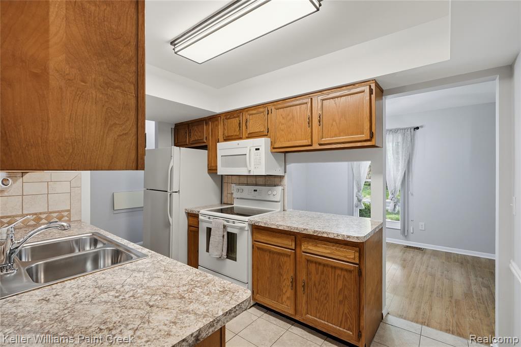 42003 Toddmark Lane, Clinton Twp, MI 48038 — Photo 11