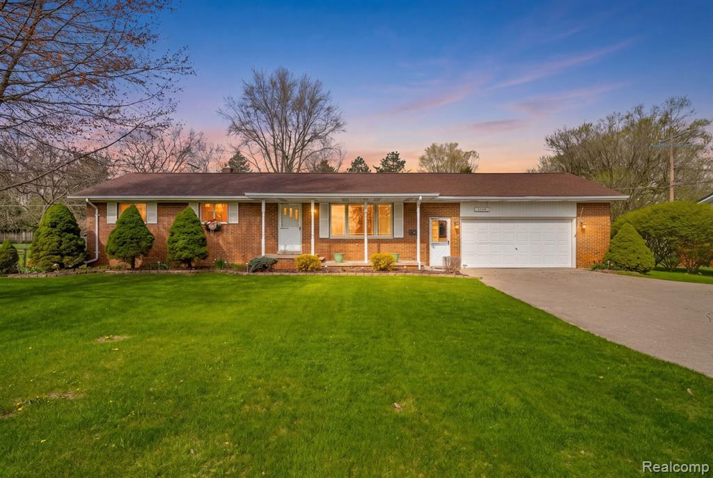 5740 Mill Street, Peck, MI 48466