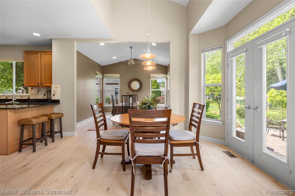 8354 Hummingbird, Commerce Twp, MI 48382 — Photo 19