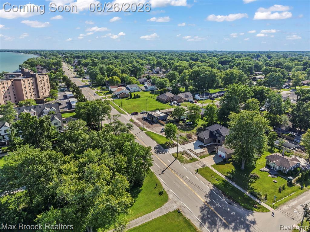 34575 Jefferson Avenue, Harrison Township, MI — Photo 51