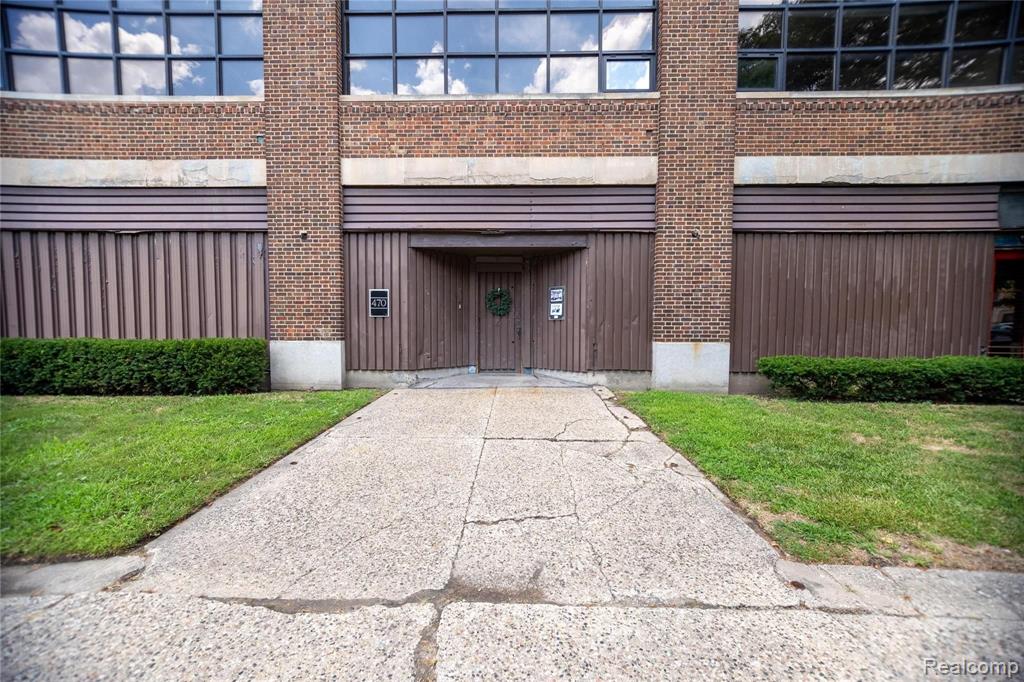 470 BRAINARD Street, Detroit, MI 48201 — Photo 50