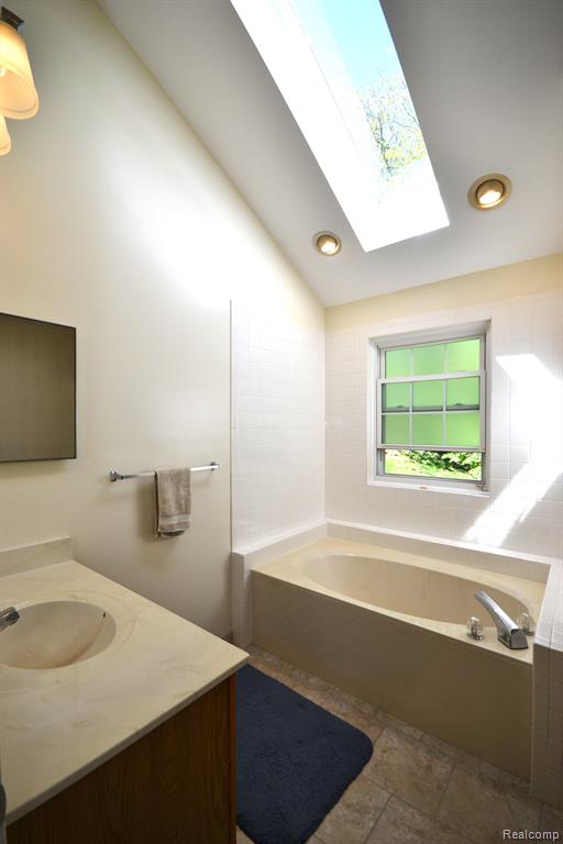 1166 Fairways Boulevard, Troy, MI 48085 — Photo 16