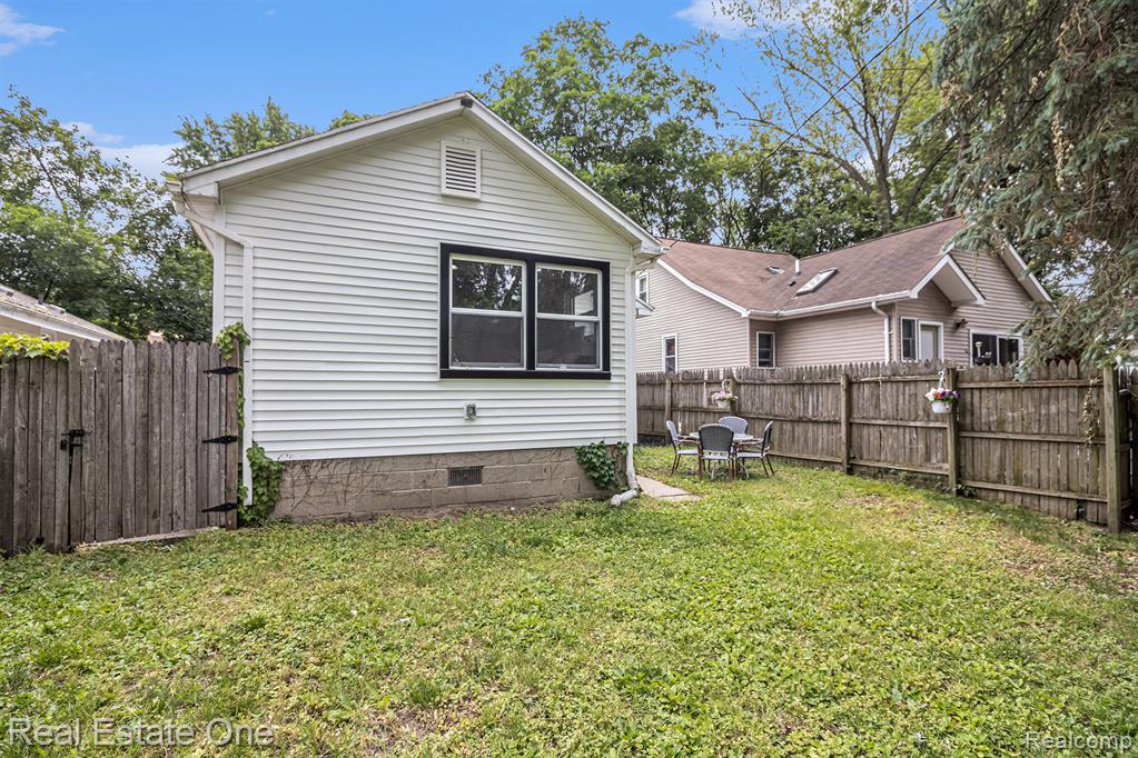 927 N LAFAYETTE Avenue, Royal Oak, MI 48067 — Photo 25