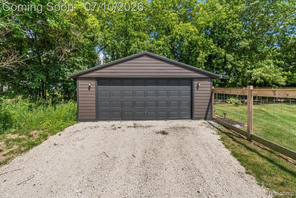 13205 Hogan Road, Linden, MI 48451 — Photo 42
