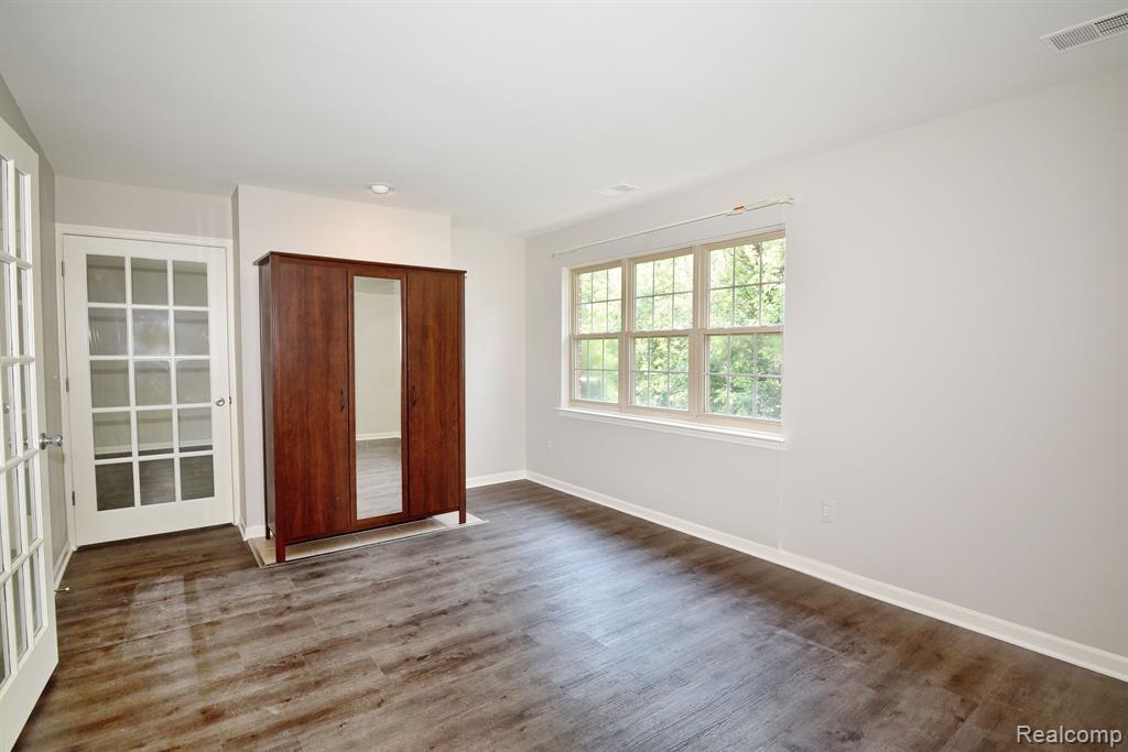 39516 ROCKCREST Lane, Northville, MI 48168 — Photo 18