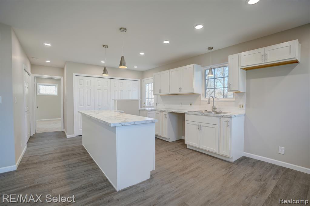 4196 BRISTOLWOOD Drive, Flint, MI 48507 — Photo 8