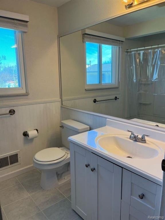 352 HAMPTON, South Lyon, MI 48178 — Photo 5