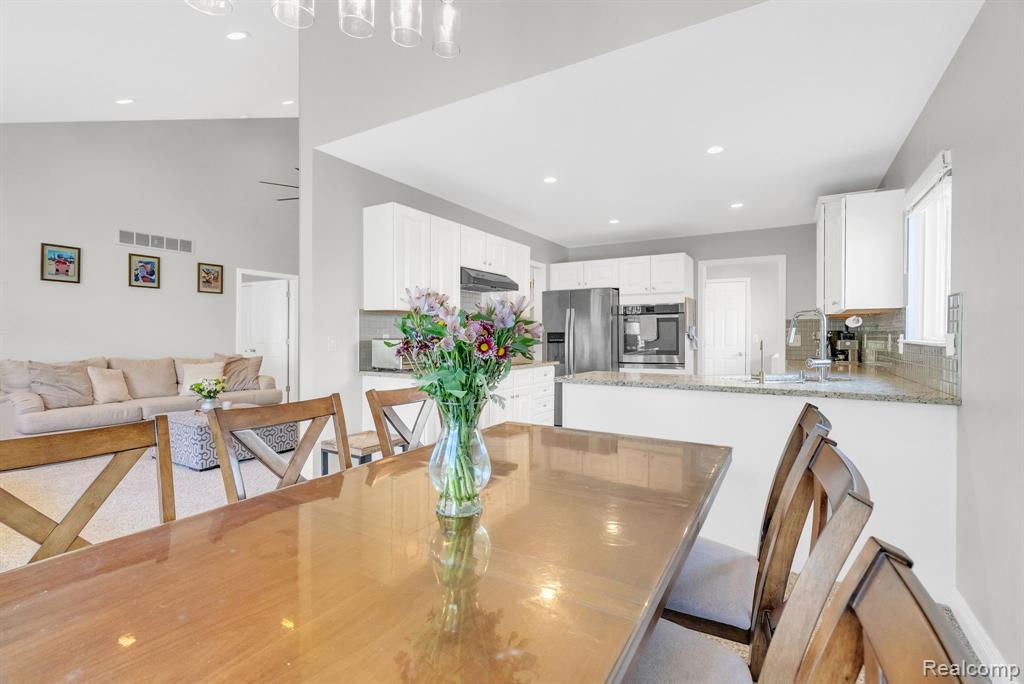 5610 Ortman Drive, Sterling Heights, MI 48314 — Photo 12