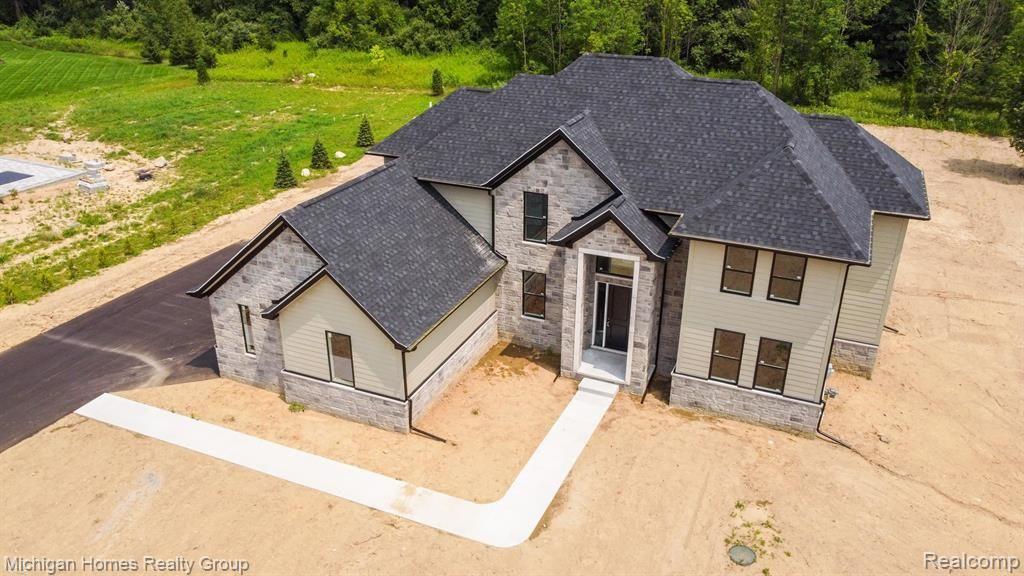 2910 LOON Drive, Wixom, MI 48393 — Photo 19