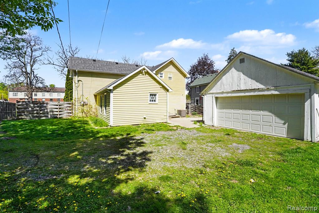 409 Fleming Street, Howell, MI 48843 — Photo 26
