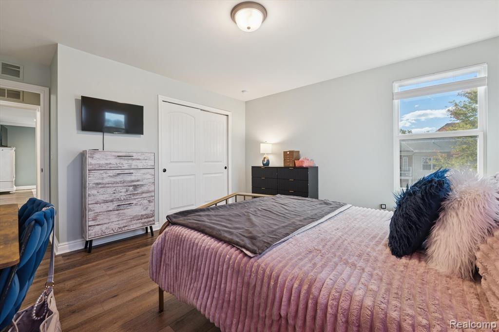 51300 Kirby Drive, New Baltimore, MI 48047 — Photo 37
