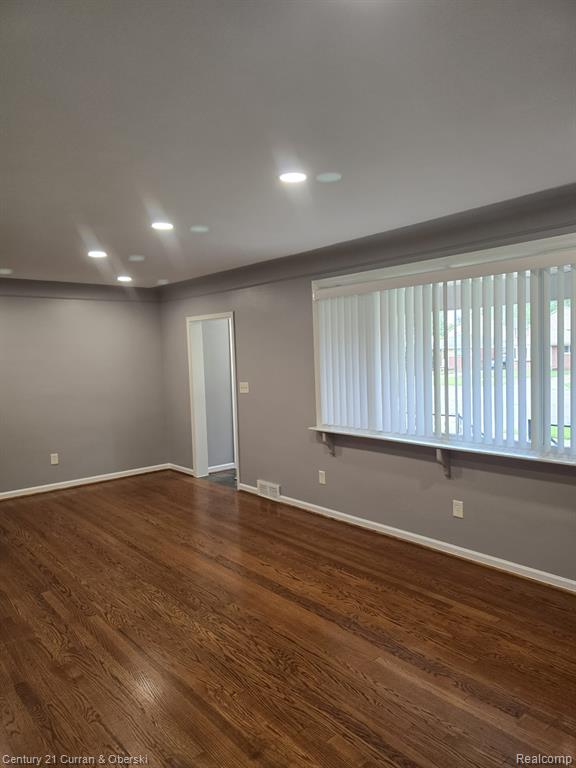 6940 N Beech Daly Road, Dearborn Heights, MI 48127 — Photo 5