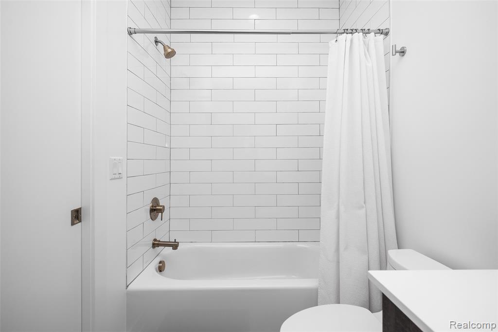 2814 John R Street, Detroit, MI 48201 — Photo 42