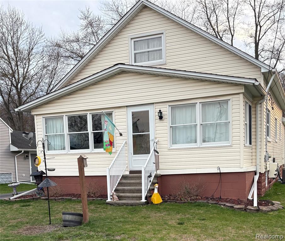 28450 Nieman Road, New Boston, MI 48164 — front exterior