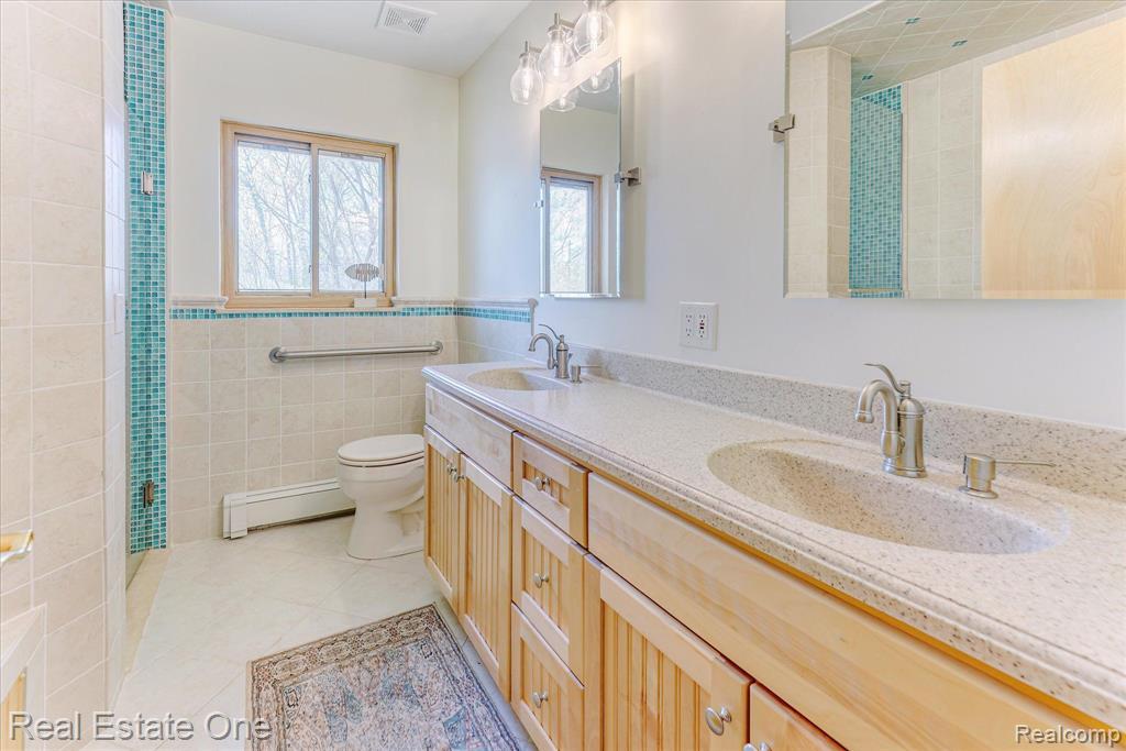 488 ORCHARDALE Drive, Rochester Hills, MI 48309 — Photo 53