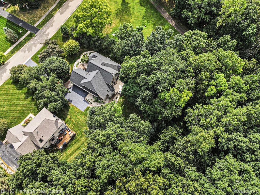 431 Timber Ridge Drive, Highland, MI — Photo 38