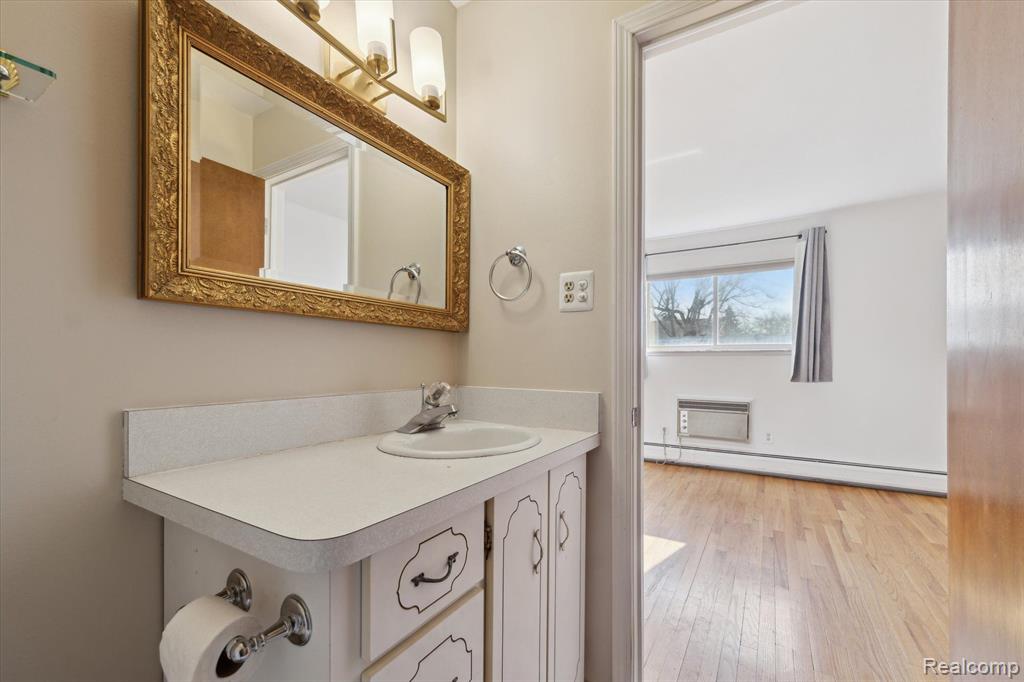 4113 TELEGRAPH Road, D-126, Bloomfield Hills, MI 48302 — Photo 10