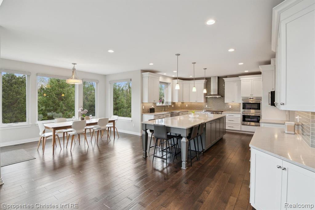 47660 WALES, Northville, MI 48167 — Photo 22