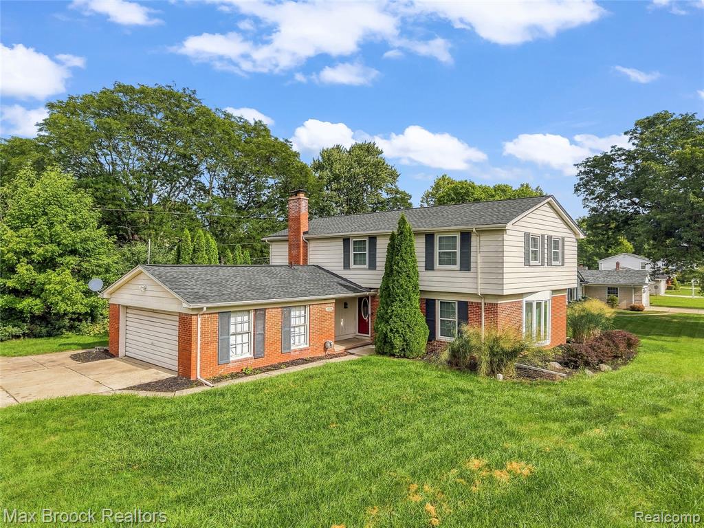 25576 Wessex Street, Farmington Hills, MI 48336