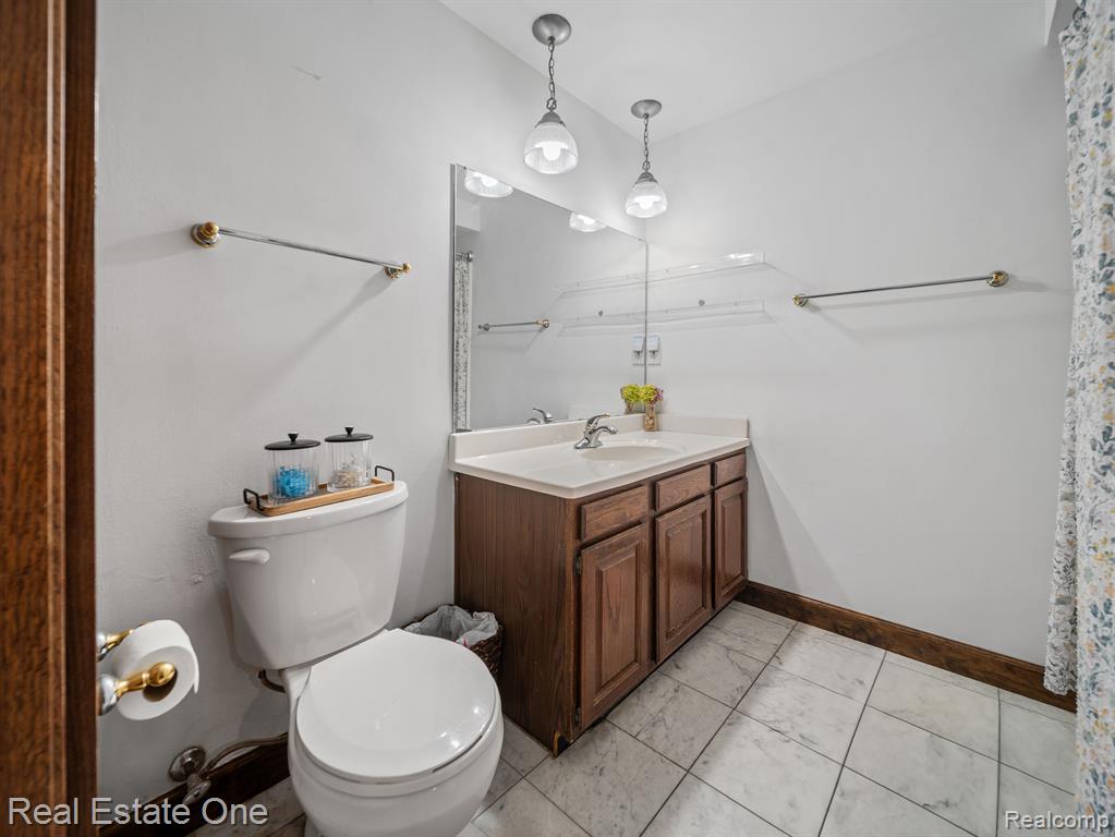 5219 PINE HILL Circle, Howell, MI 48843 — Photo 17