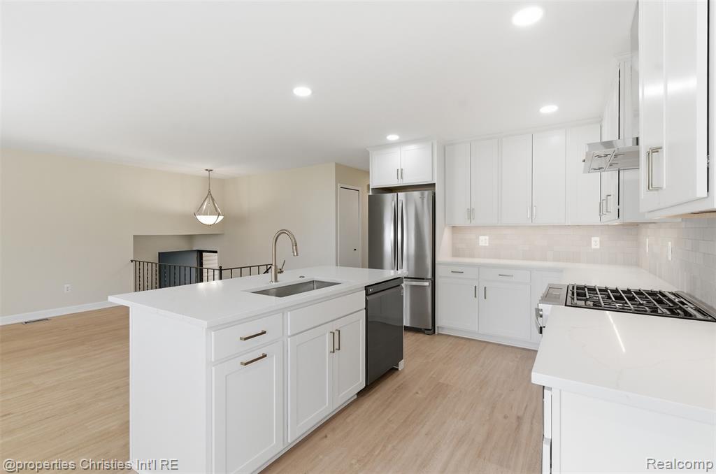 2629 Coral Drive, Troy, MI 48085 — Photo 4