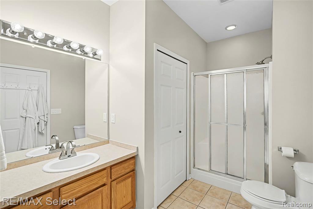 13024 Harbor Landings Drive, 3, Fenton, MI 48430 — Photo 32