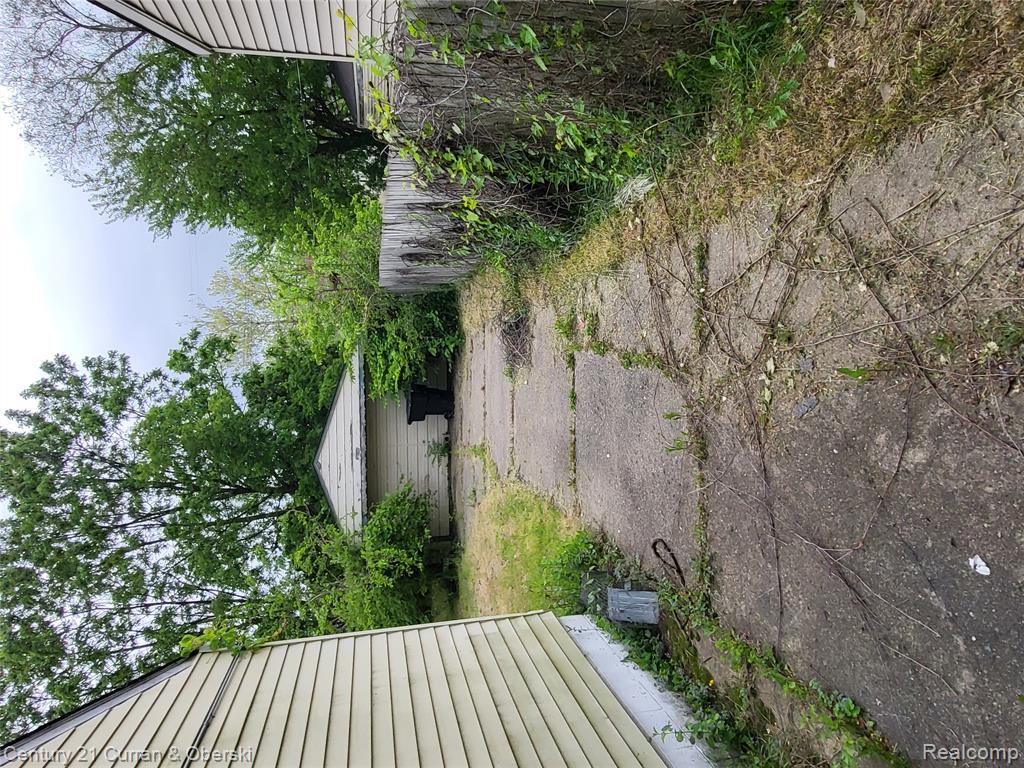 7611 Parkland, Redford, MI 48239 — Photo 2