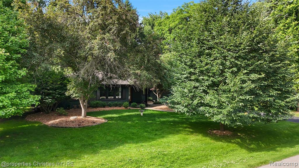 27331 Gardenway Road, Franklin, MI 48025 — Photo 12