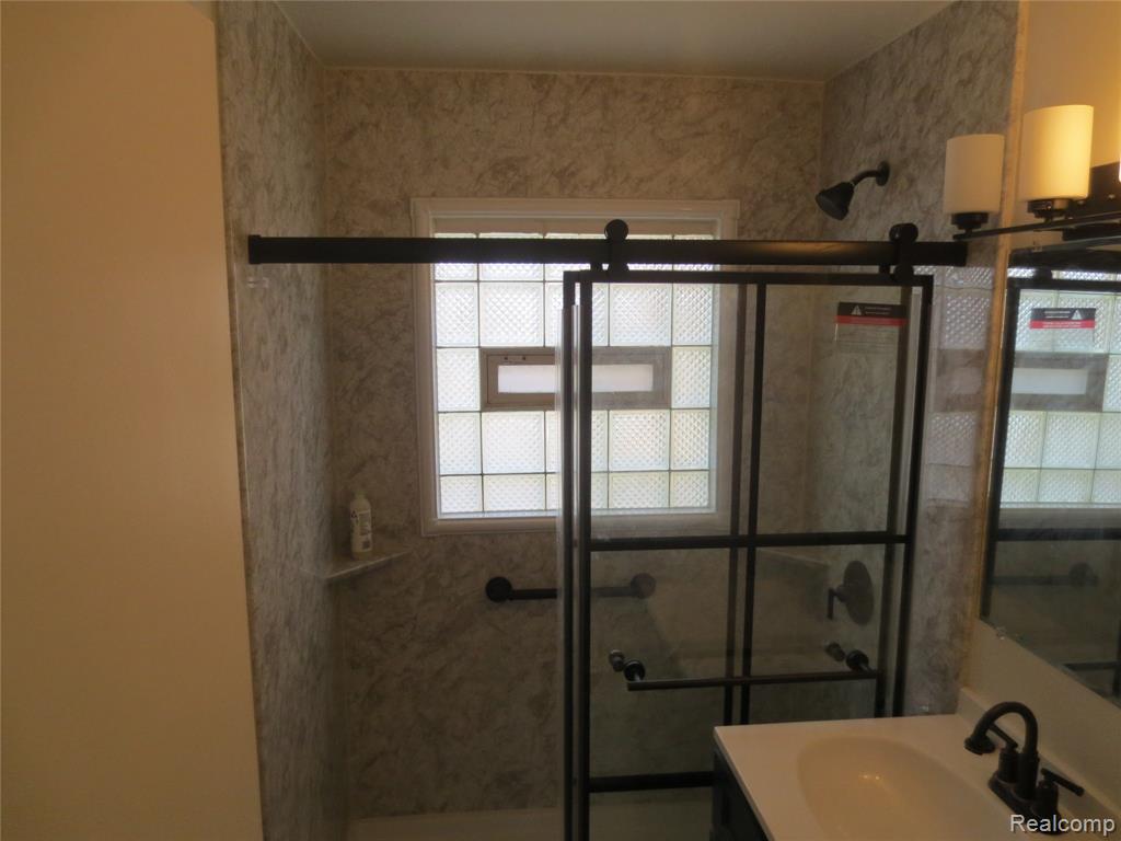 9535 Dixie, Redford, MI 48239 — Photo 22