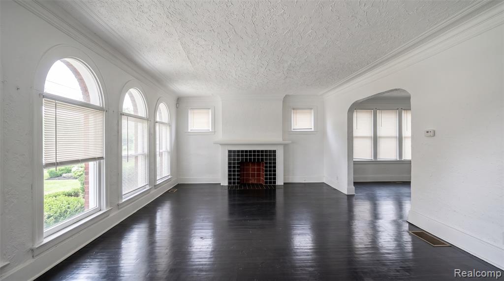 5771 Chatsworth Street, Detroit, MI 48224 — Photo 5