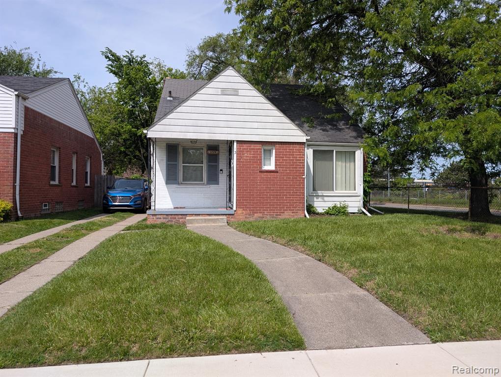 13591 Riverview Street, Detroit, MI 48223