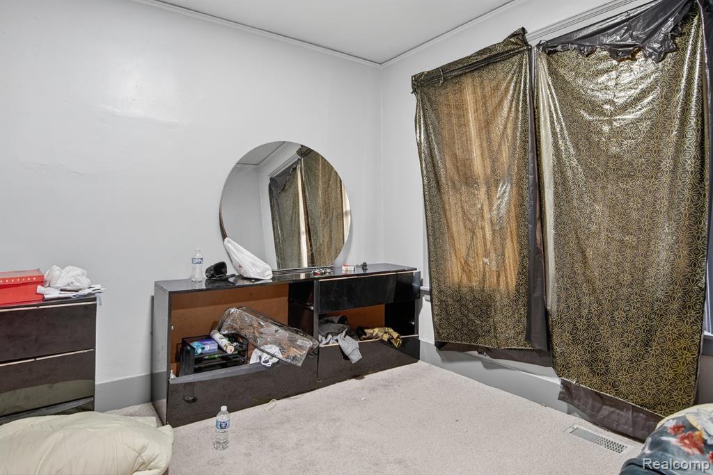 13486 Gallagher Street, Hamtramck, MI 48212 — Photo 29
