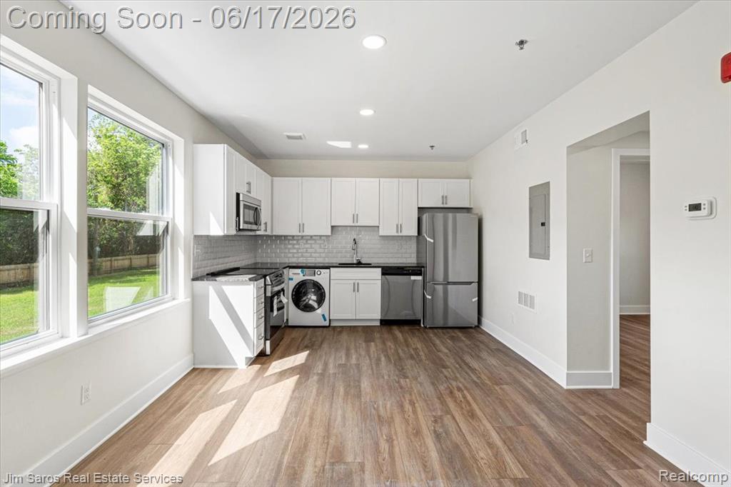 4735 Rohns #4A Street, Detroit, MI 48214 — Photo 5