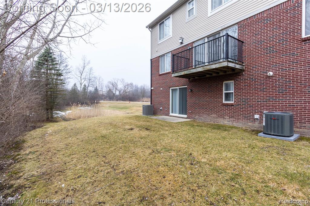 912 Sandalwood Drive, Troy, MI 48085 — Photo 39