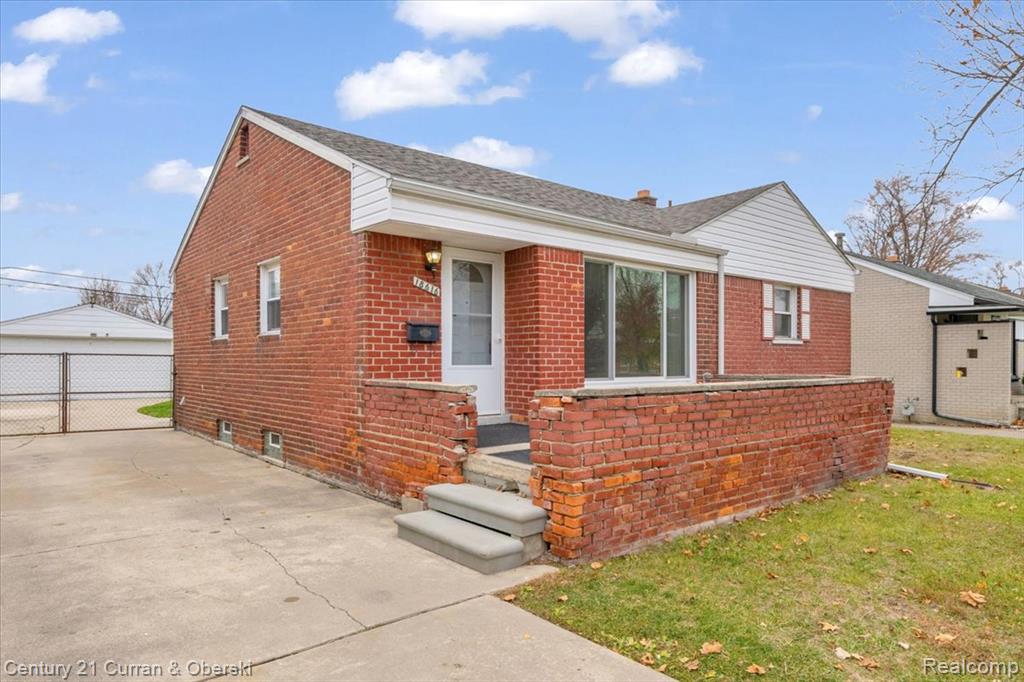 18616 Koester Street, Riverview, MI 48193 — Photo 2