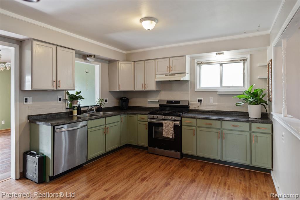 5923 Herbert Street, Westland, MI — Photo 2