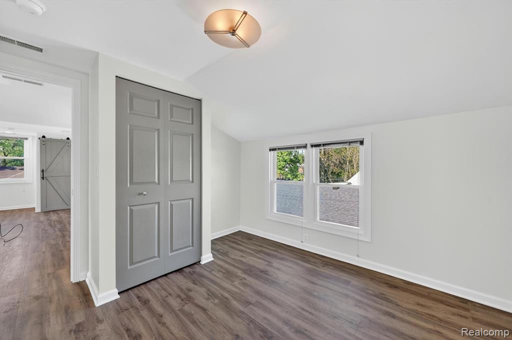 453 MANATEE Avenue, Hazel Park, MI 48030 — Photo 24