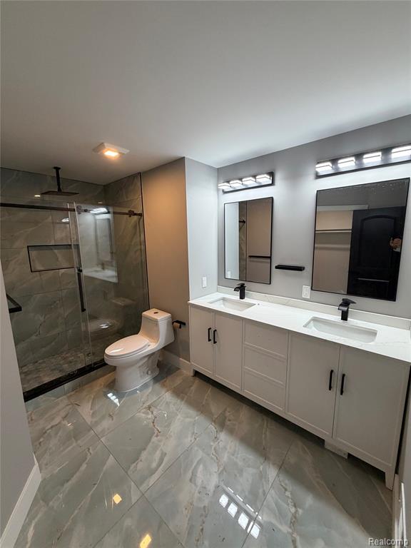5140 Woodrun Court, West Bloomfield, MI 48323 — Photo 16