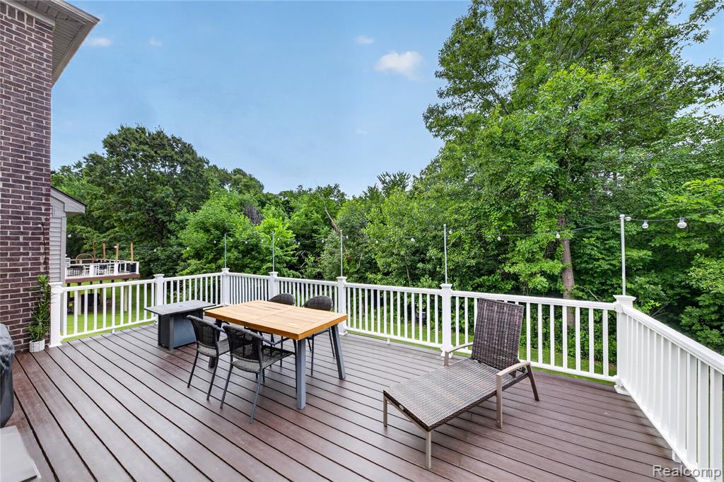 9665 Windsor Lane, Clarkston, MI 48348 — Photo 74