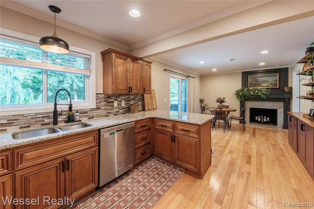 53121 Franklin Drive, Shelby Twp, MI 48316 — Photo 9