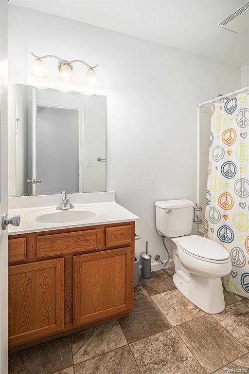 823 Glenlivet Street, Howell, MI 48843 — Photo 11