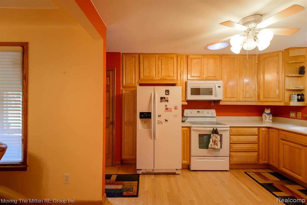 9205 Rocker Avenue, Plymouth, MI 48170 — Photo 9