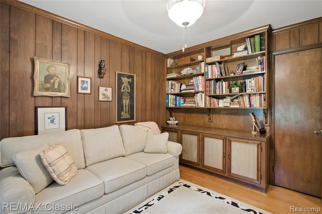 415 Booth Road, Troy, MI 48085 — Photo 12