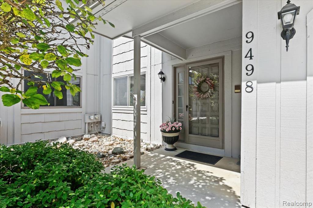9498 Fenwin Drive, Grand Blanc, MI, 48439